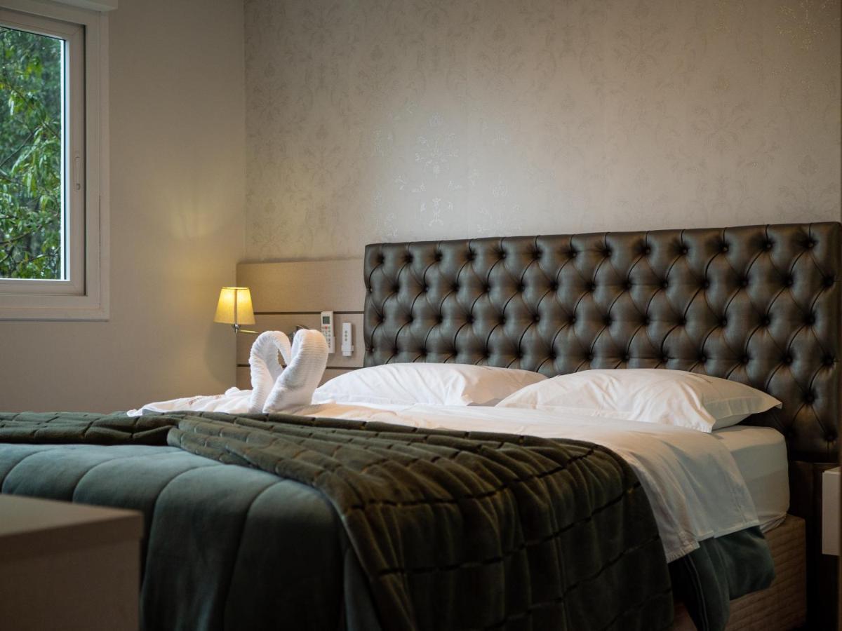 2 Suite, 1 Dormitorio Em Meio A Mata Araucaria A 1,5 Km Centro, Altos De Грамаду Экстерьер фото