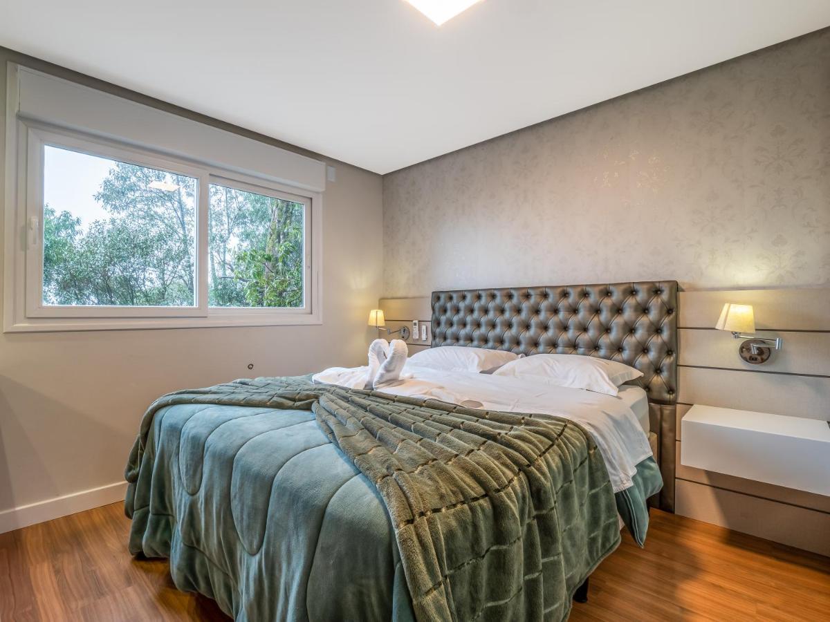 2 Suite, 1 Dormitorio Em Meio A Mata Araucaria A 1,5 Km Centro, Altos De Грамаду Экстерьер фото